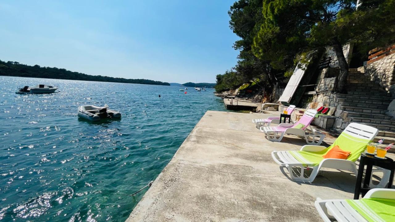 Lovely Apartments On The Private Beach - Island Korcula Prizba Bagian luar foto