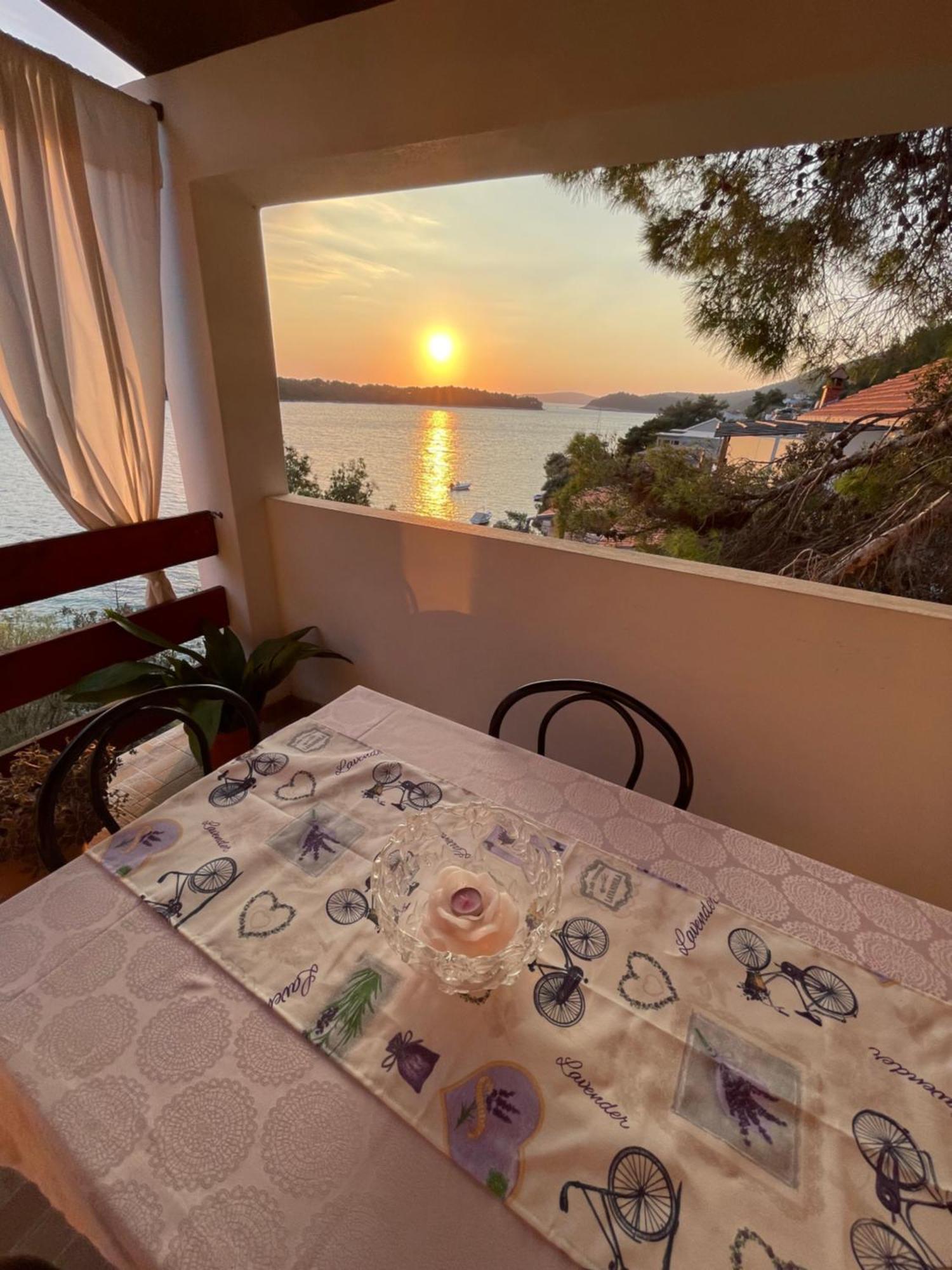 Lovely Apartments On The Private Beach - Island Korcula Prizba Bagian luar foto